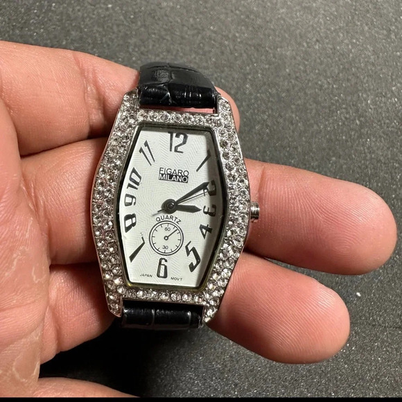 Figaro Milano Ladies Quartz Watch Diamon Bezel Silver Tone Black Strap Working - Picture 1 of 11